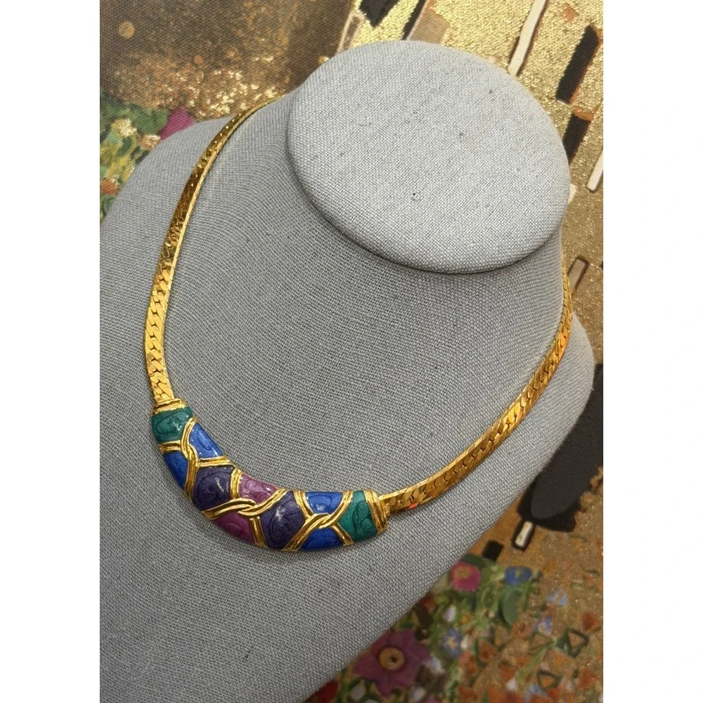 Vintage Enamel Jewel Tone Collar Necklace Womens Gold Tone Herringbone 16